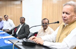 चिंचवड येथील प्रतिभा इन्स्टिट्यूटमध्ये सतीश मराठे यांचे मार्गदर्शन; भारतीय अर्थव्यवस्था व बँकिंग क्षेत्रातील सद्यस्थितीवर सखोल चर्चा