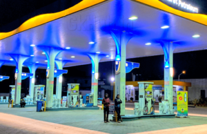 “पेट्रोल पंप चालकांनी कमी कमिशन आणि इंधनाच्या अस्थिर किंमतींमुळे उद्यापासून बेमुदत बंद पुकारला आहे”