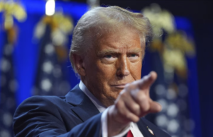 अमेरिकेच्या राजकारणात ऐतिहासिक यश! डोनाल्ड ट्रम्प यांचे विजय जल्लोषात स्वागत; ‘अमेरिका पुन्हा महान बनविण्याचे’ वचन.