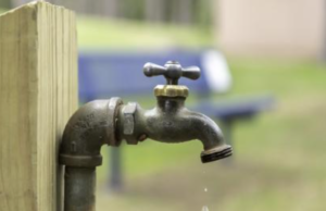 मुंबई, ठाणे आणि भिवंडीत पाणीपुरवठा खंडित: पिसे पॉवर सबस्टेशनमध्ये बिघाडामुळे १५% कपात