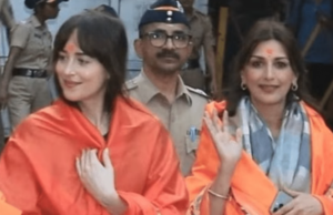 डकोटा जॉन्सन आणि सोनाली बेंद्रे सिद्धिविनायक मंदिरात एकत्र, कोल्डप्ले कॉन्सर्टपूर्वीचा खास क्षण