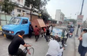 “शेगावमध्ये अतिक्रमण विरोधी कडक कारवाई; शेगावमध्ये भाविकांना मारहाण; पोलिसांनी कडक कारवाई “