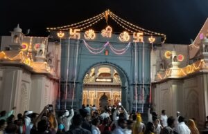 धार्मिक सोहळा : – मंदिर परिसरात आकर्षक विद्युत रोषणाई, राज्यभरातून वर भजनी दिंड्या श्रींच्या प्रगट दिनानिमित्त संतनगरीत दाखल