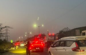 अरिजित सिंगच्या कार्यक्रमामुळे देहूरोडमध्ये वाहतूक ठप्प : वाहनांच्या लांबच लांब रांगा, चालकांना मनस्ताप