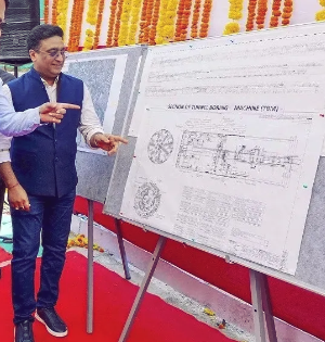 मुंबई मेट्रोच्या पहिल्या भुयारी बोगद्याची यशस्वी पूर्णता! अंधेरी ते आंतरराष्ट्रीय विमानतळ जोडणाऱ्या लाईन 7A वर मोठी कामगिरी